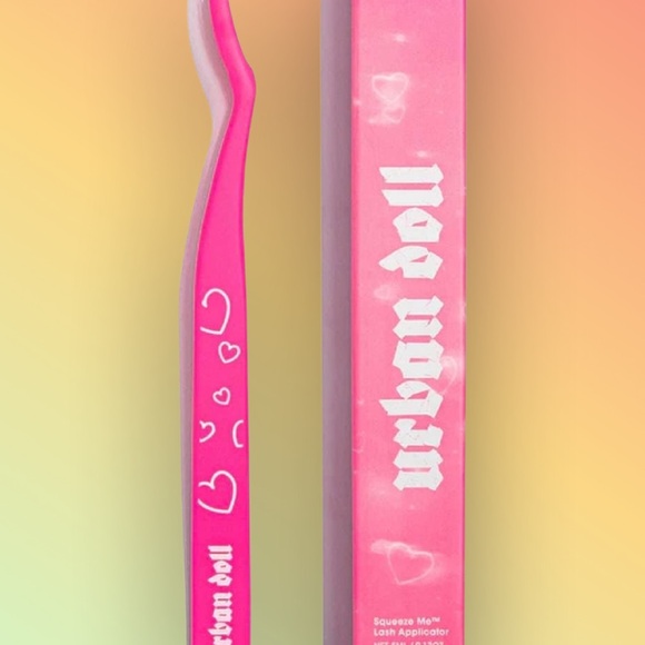 Lash extension application tools for UrbanDoll DollHouse lashes - Picture 9 of 9